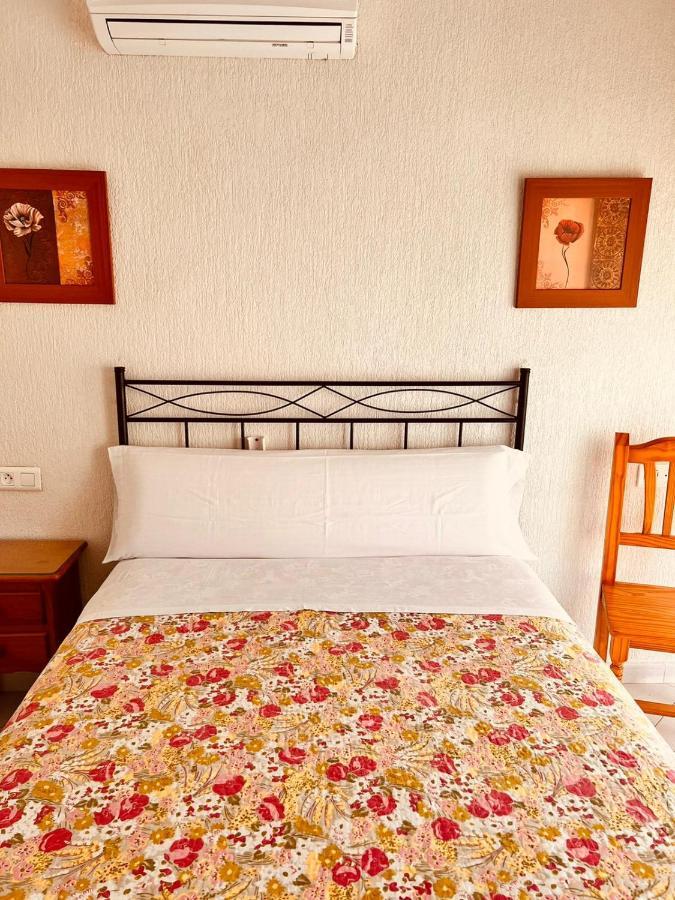 Hostal Muriel Aljaraque Exterior photo