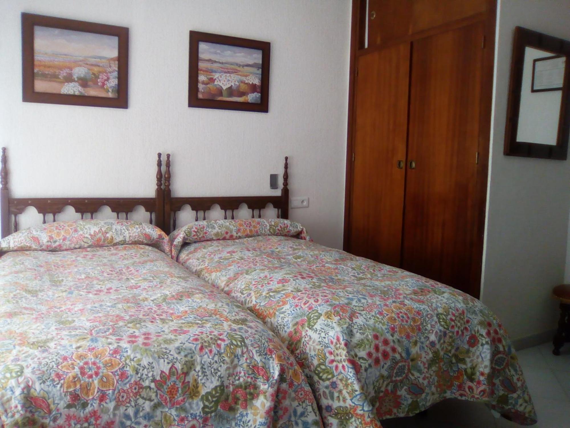 Hostal Muriel Aljaraque Room photo