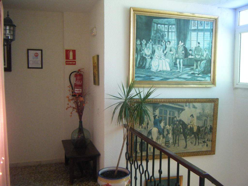 Hostal Muriel Aljaraque Exterior photo