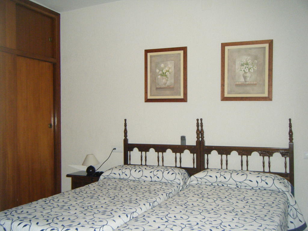 Hostal Muriel Aljaraque Room photo